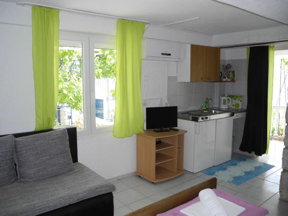 Apartments Niko Dramalj Eksteriør billede