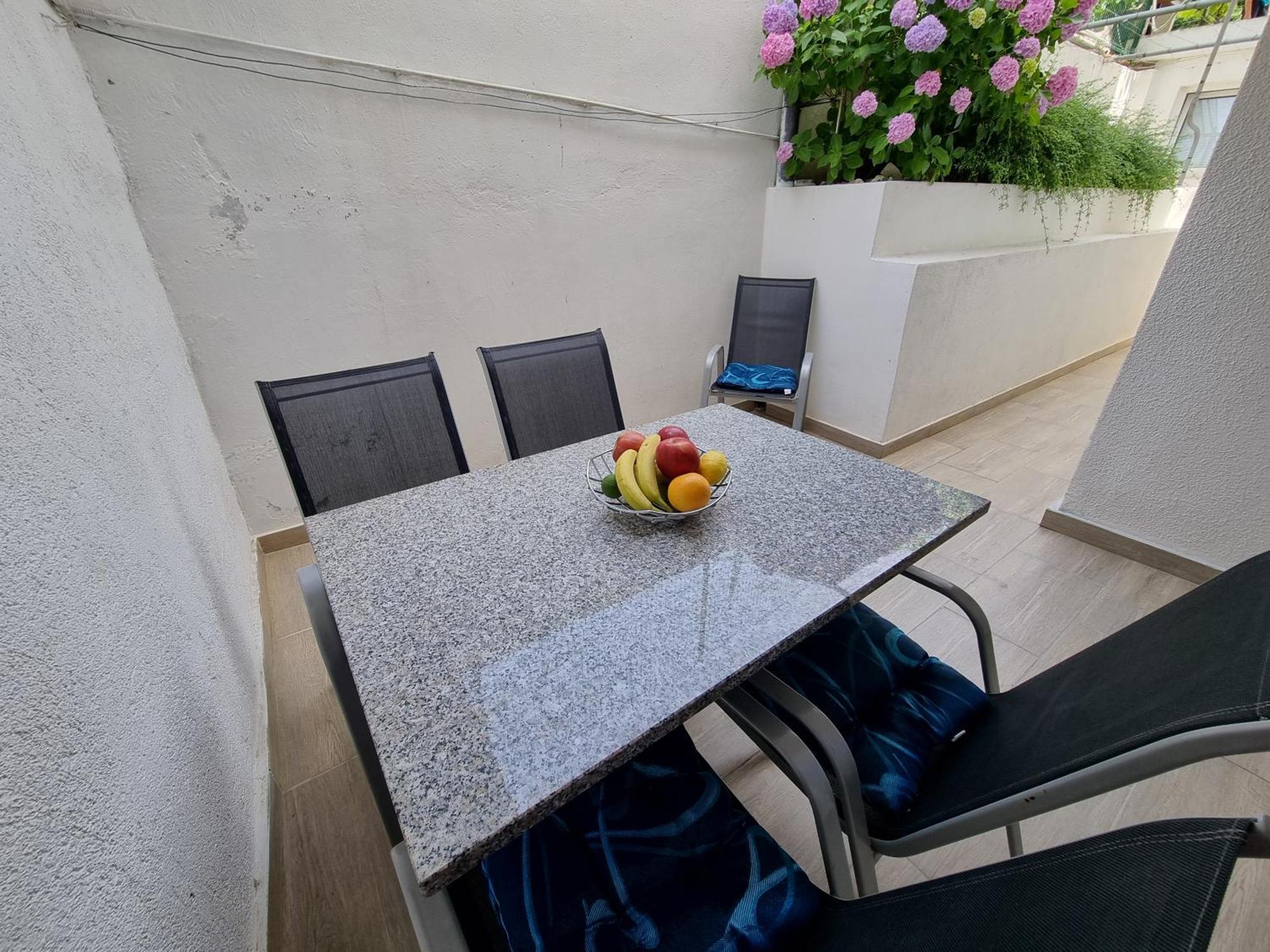 Apartments Niko Dramalj Eksteriør billede