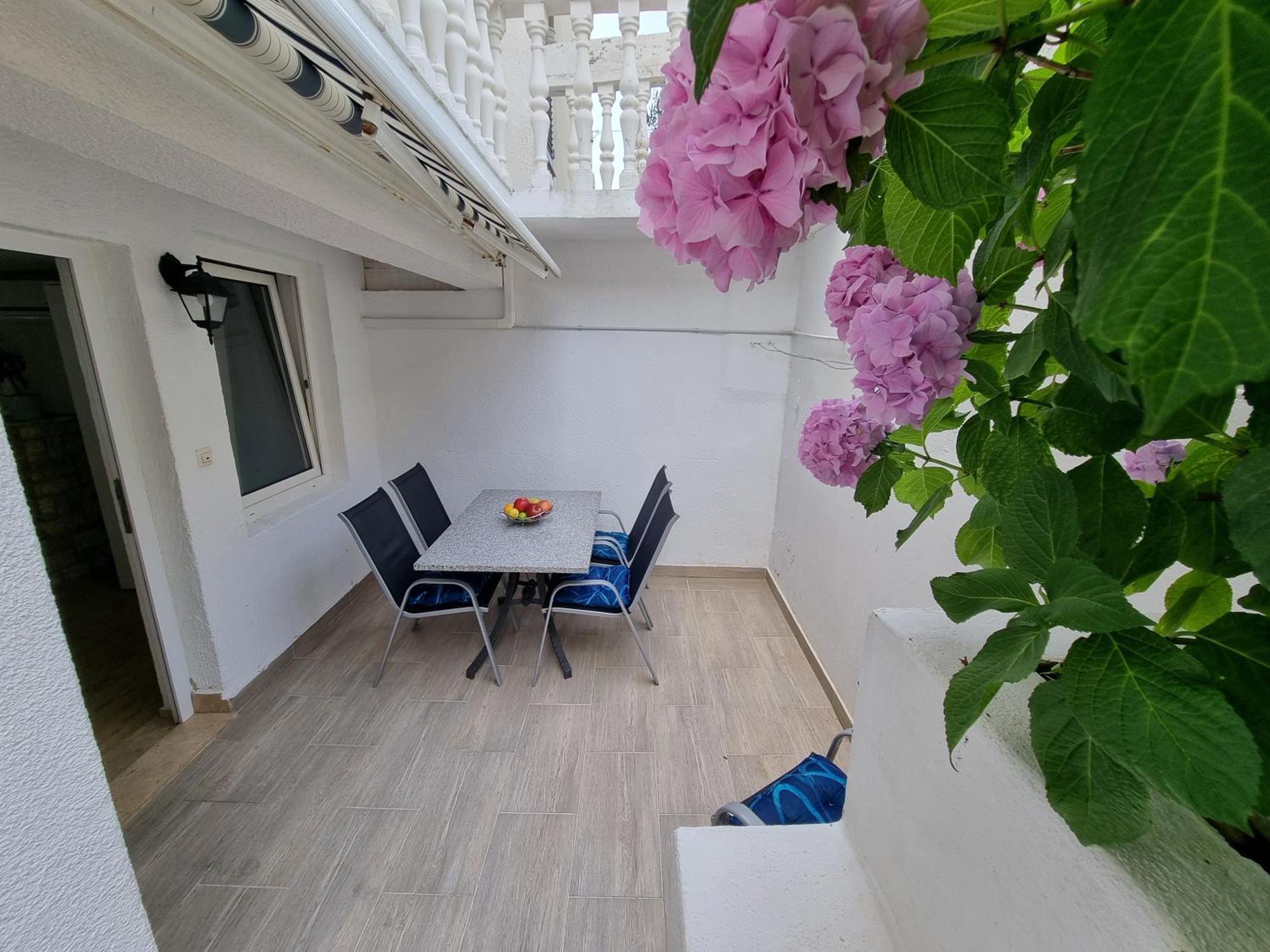 Apartments Niko Dramalj Eksteriør billede